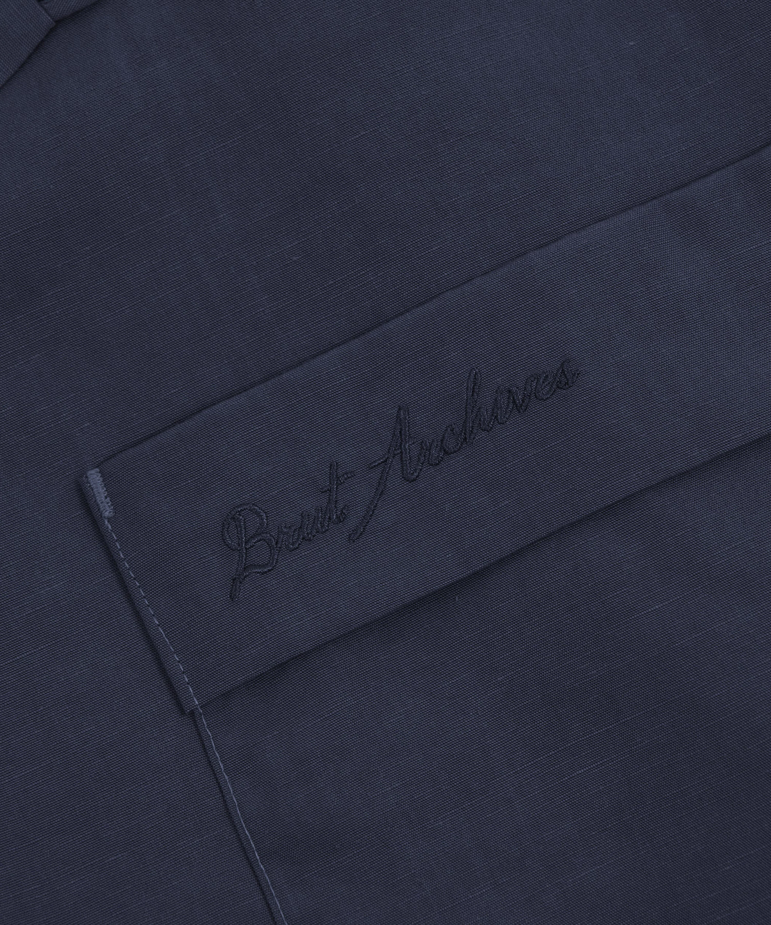 LA GRANDE CHEMISE - Image 6