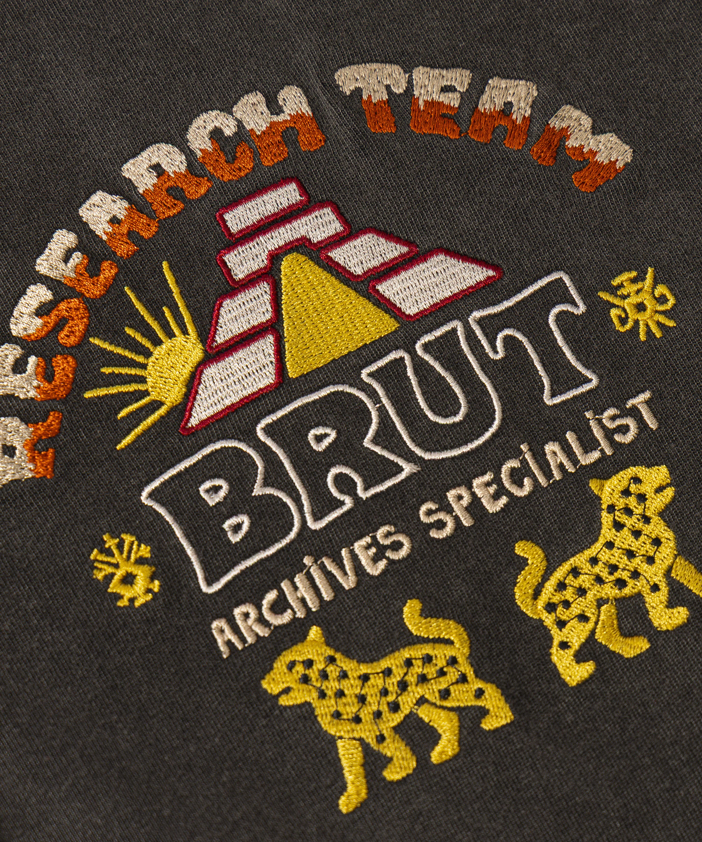 THE ARCHIVES SPECIALIST TEE - Image 5