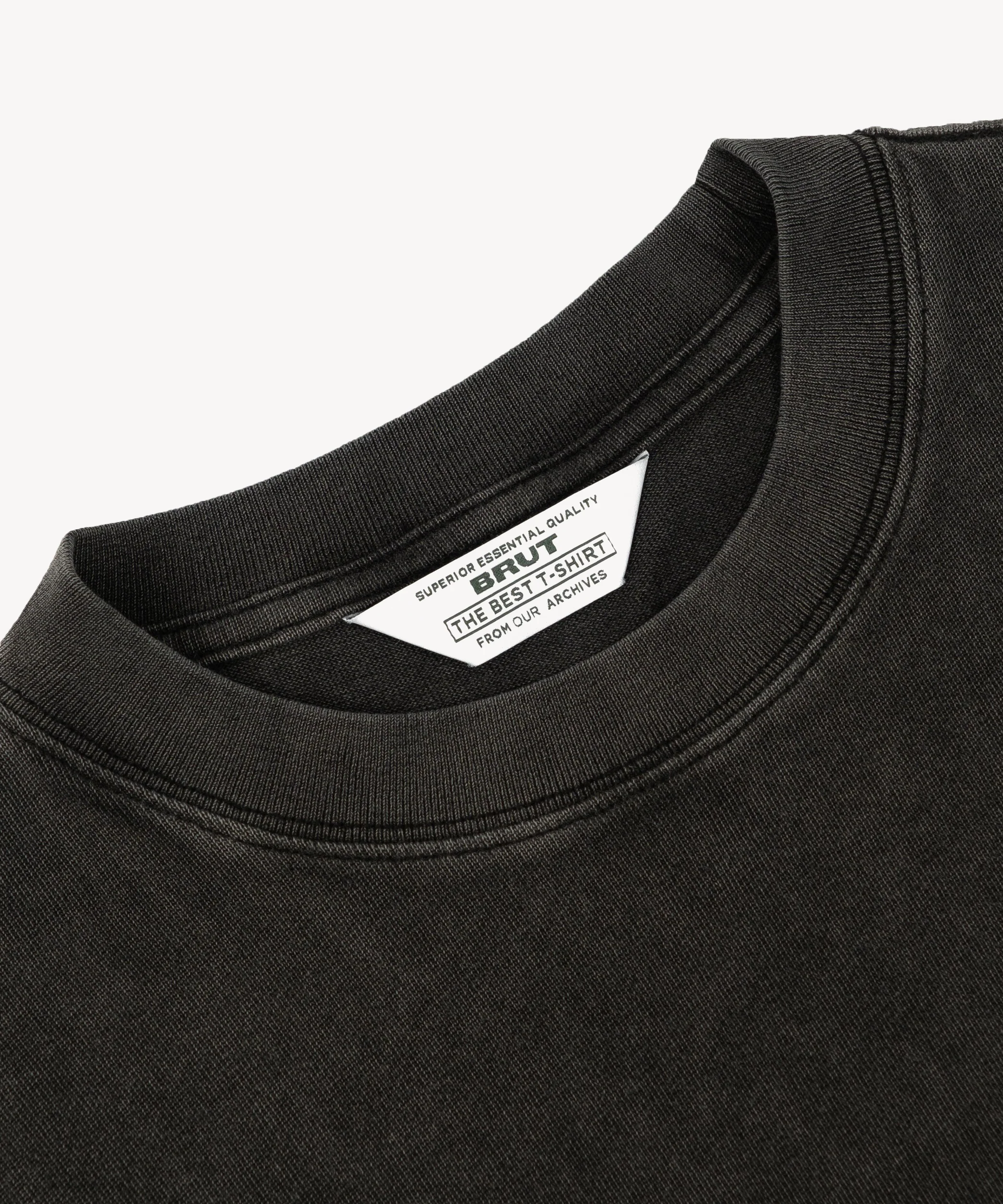 THE BEST POCKET TEE - Image 2