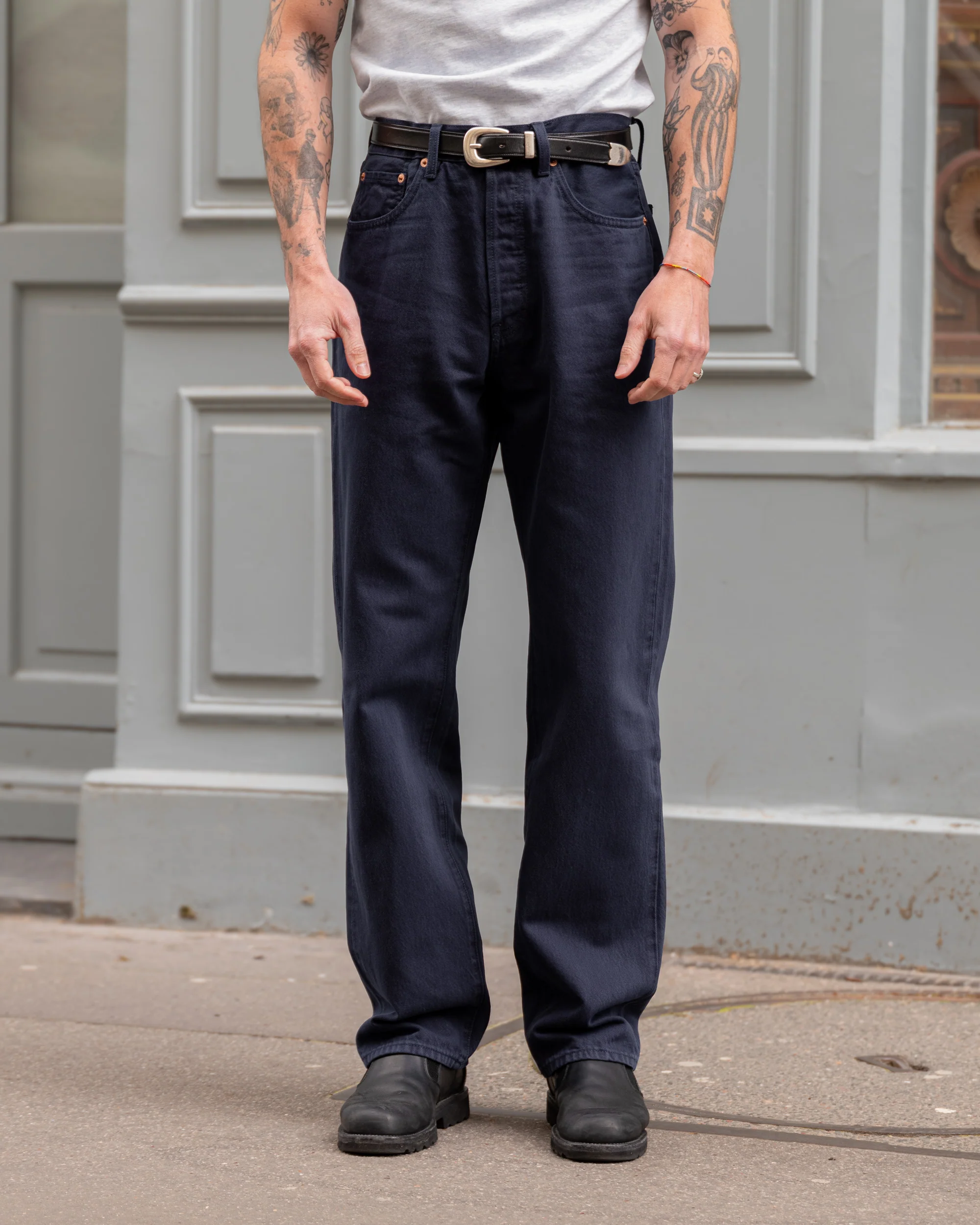 THE CLASSIC DENIM - Image 3