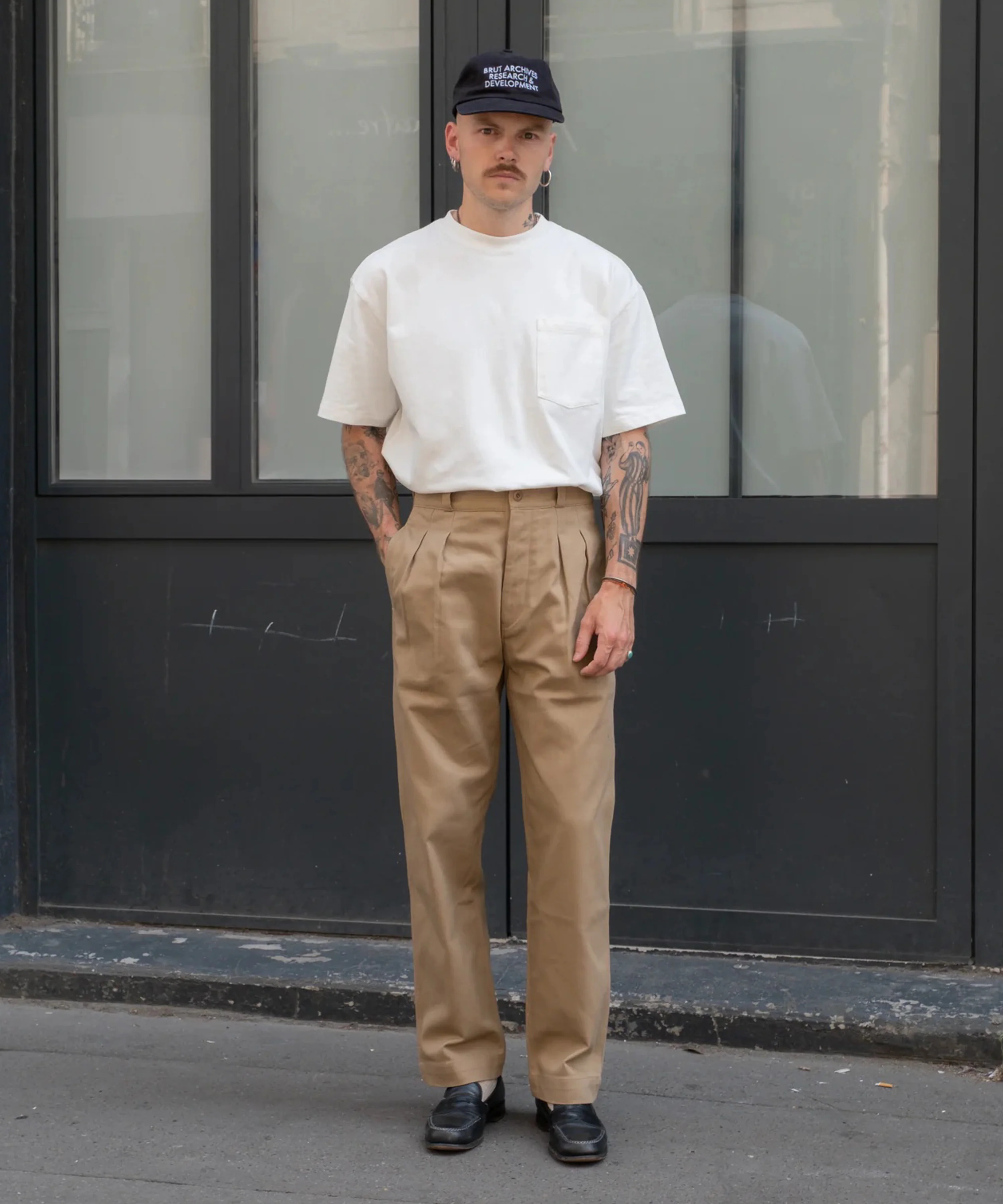 THE DOUBLE PLEAT PANTS - Image 2