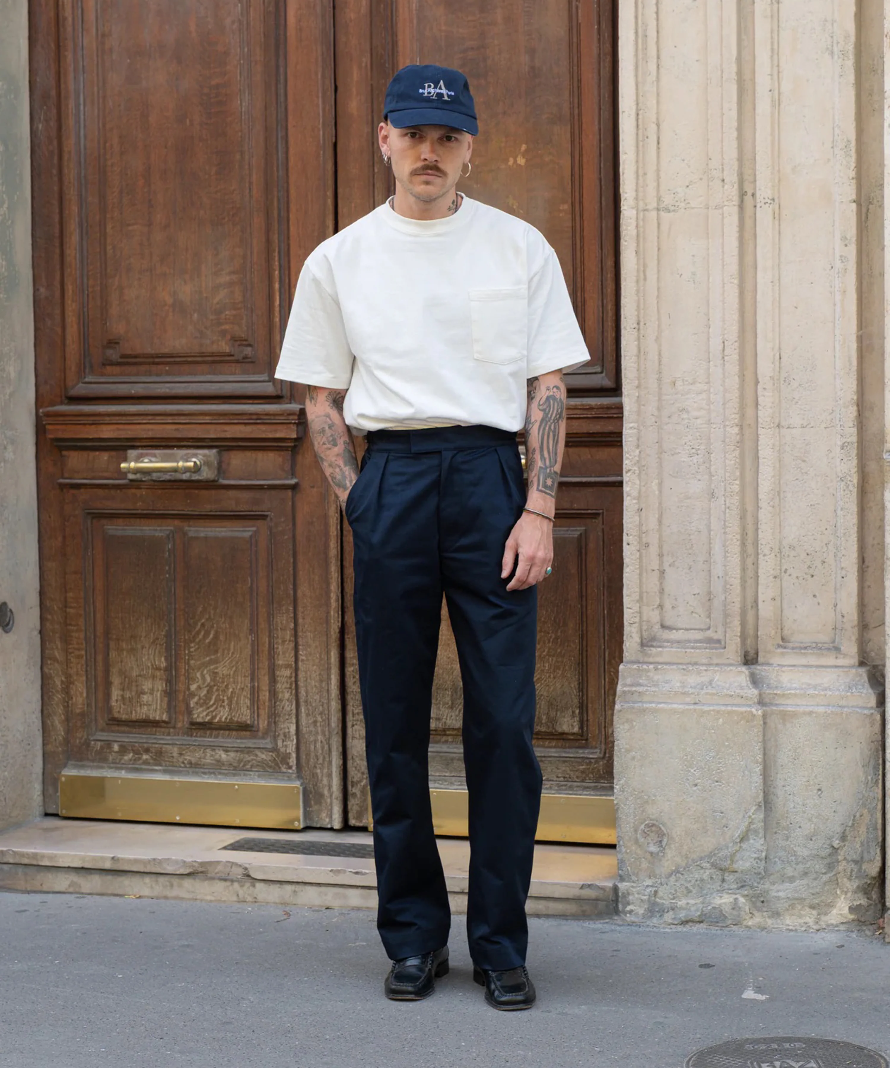 THE ONE PLEAT PANTS - Image 2