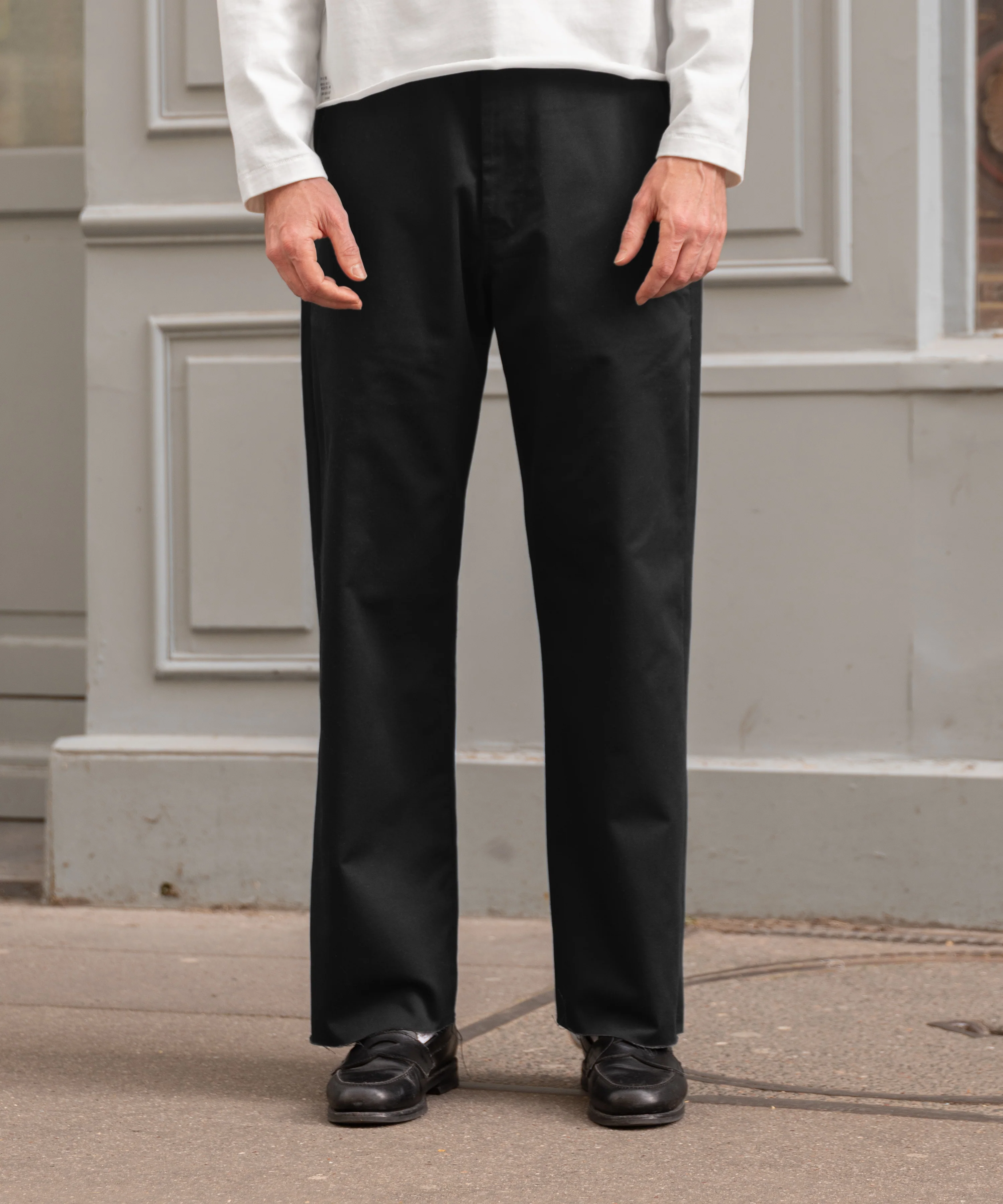 THE PLAIN FRONT PANTS - Image 3