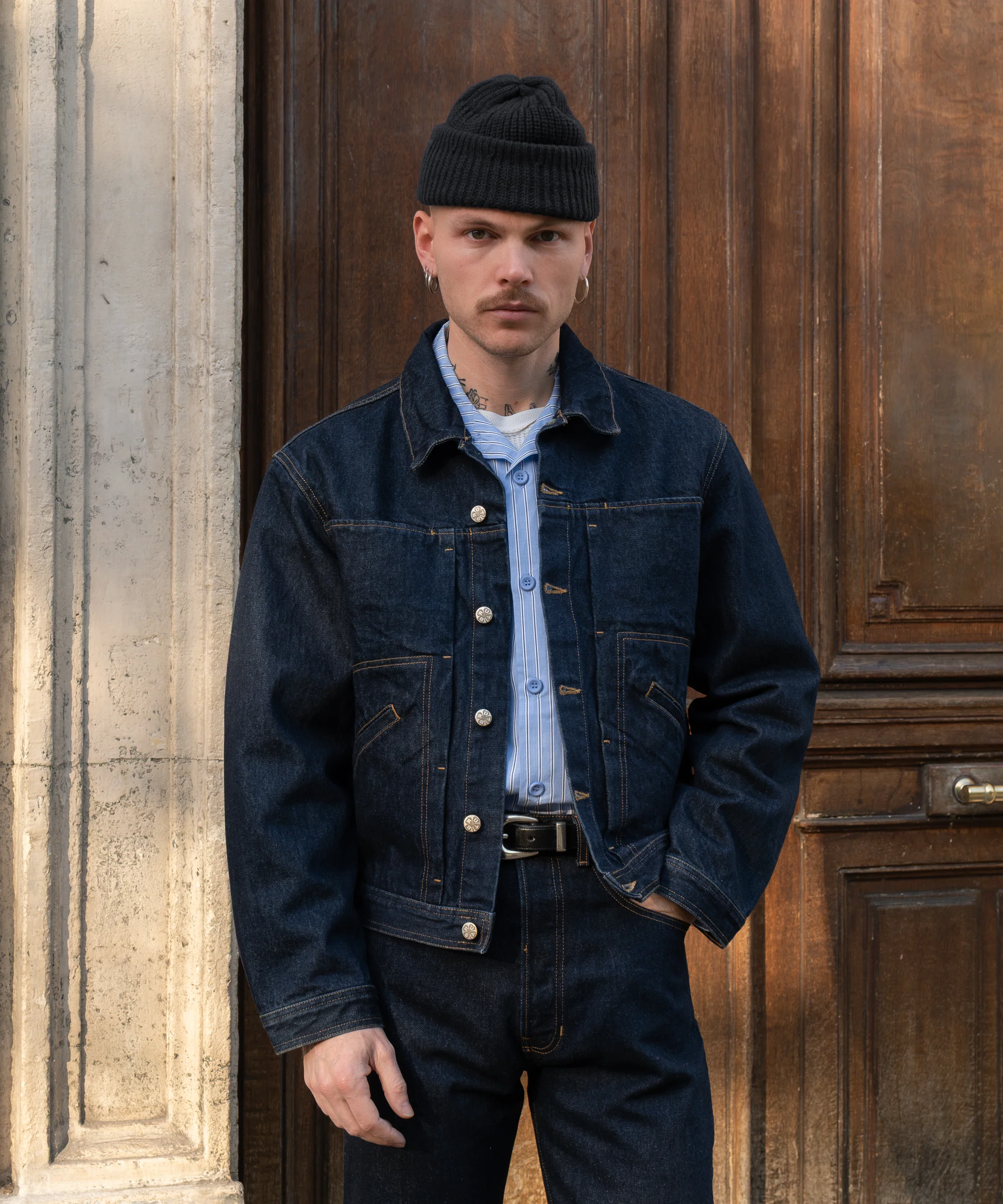 THE PLEATED DENIM JACKET - Image 2