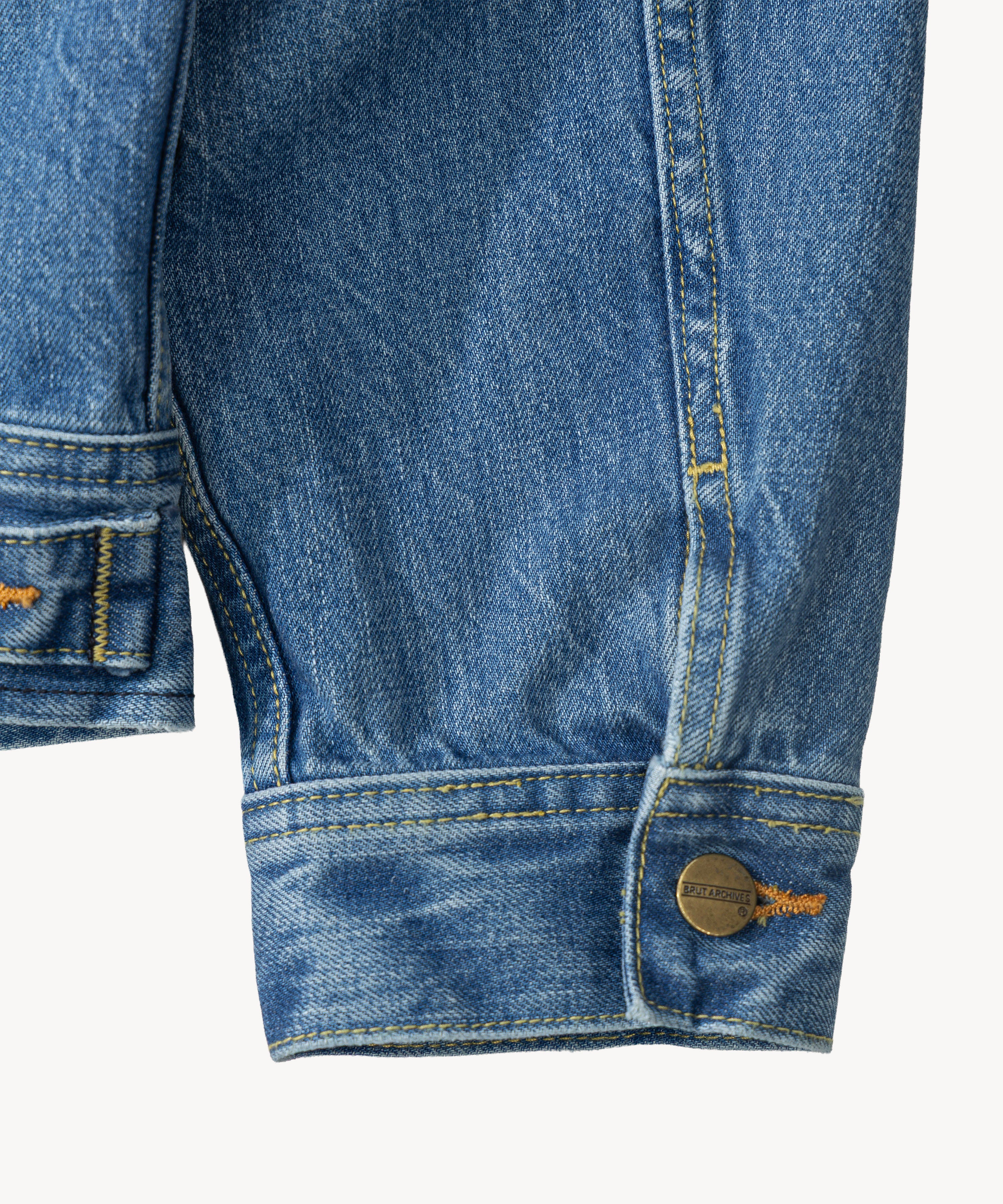 THE RIVET TRUCKER JACKET - Image 5