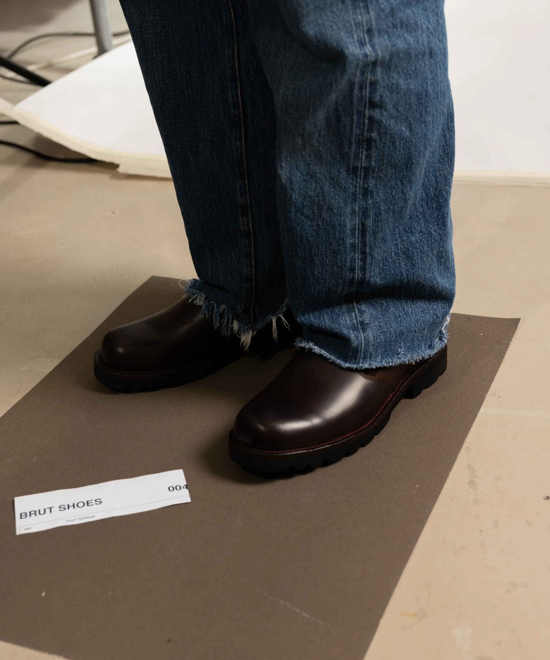 TOUT-TERRAIN SHOES - Image 2